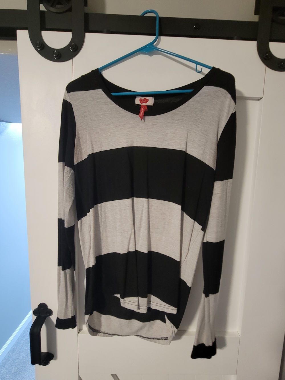 Poof! Black & Light Gray Striped Long Sleeve Scoop Neck Top